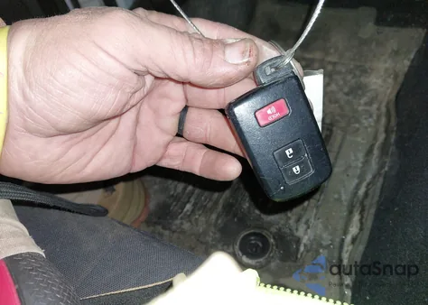 2016 Toyota Tacoma Trd Sport z USA, uszkodzony, nr VIN 3TMCZ5AN7GM027410